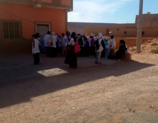 غياب النقل المدرسي يفاقم معاناة تلاميذ بالرشيدية ويهدد انتظامهم الدراسي