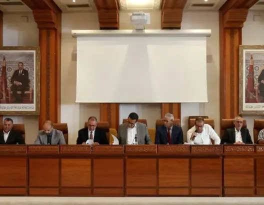 غرفة الصناعة التقليدية تعتمد ميزانية 2027.. والزمزمي يعلن التحرك بشأن إغلاق المحلات (فيديو)