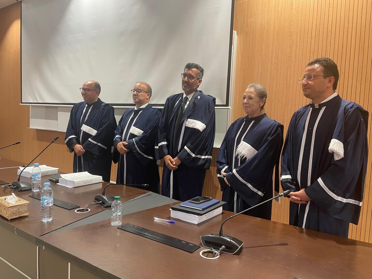 أطروحة تدرس الضوابط القانونية لاستخدام الذكاء الاصطناعي في الإدارة العمومية أطروحة تدرس الضوابط القانونية لاستخدام الذكاء الاصطناعي في الإدارة العمومية