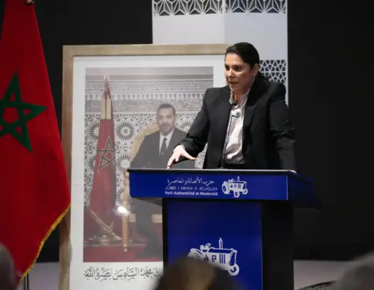 المنصوري تحث برلمانيي “البام” على رفع مستوى الأداء وتحمل المسؤولية بـ”جدية”