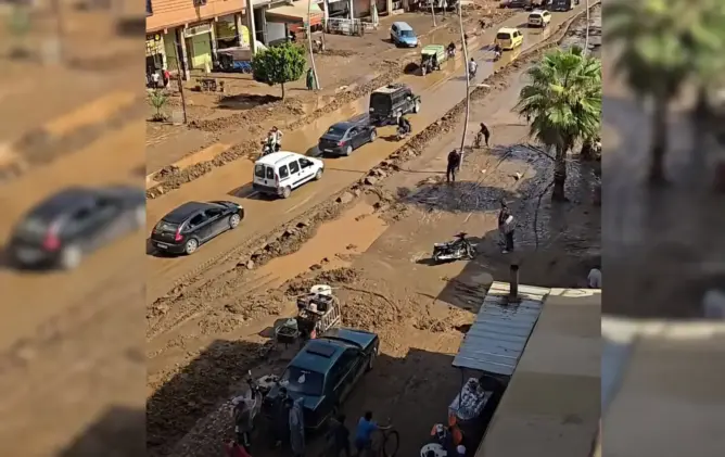 فيضانات مفجعة بـ”مزوضة” نواحي شيشاوة .. 4 وفيات وسيول تجرف المنازل والأغنام (صور)