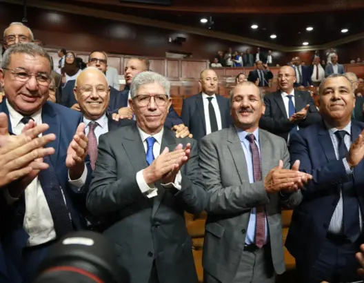 غياب “وزراء -نواب” عن انتخاب رئيس مجلس النواب يعيد إشكالية “التنافي” إلى الواجهة