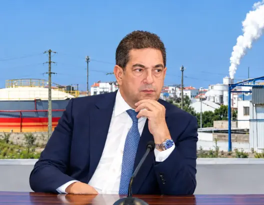 وعود الترحيل تبخرت.. مصانع “أنزا” تخنق جيرانها بروائح كريهة وتحرج سلطات أكادير
