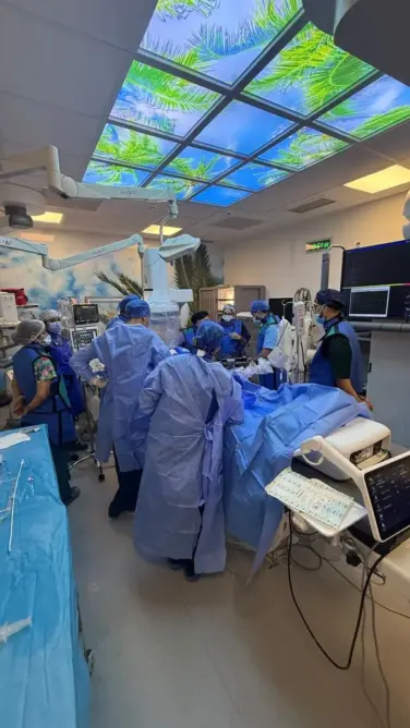 المستشفى الجامعي بأكادير ينجح في إجراء أولى عمليات علاج الرجفان الأذيني بتقنيتين متطورتين