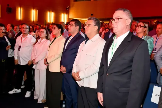 مصادر تفصح لـ”العمق”عن كواليس الحسم في توزيع الحقائب والأسماء في حكومة المنصوري
