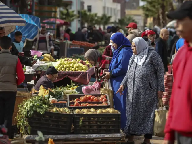 مندوبية التخطيط: ثقة الأسر المغربية تتراجع إلى 59,2 نقطة و95,9% تشتكي من الغلاء