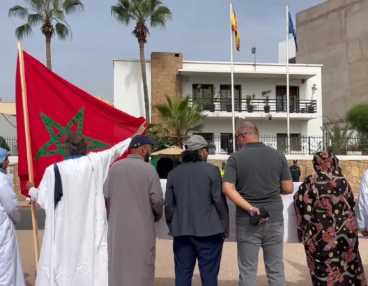 احتجاجات ضد زيارة فيليبي السادس لسبتة ومليلية وقنصلية إسبانيا بأكادير ترفض تسلم رسالة تنديد