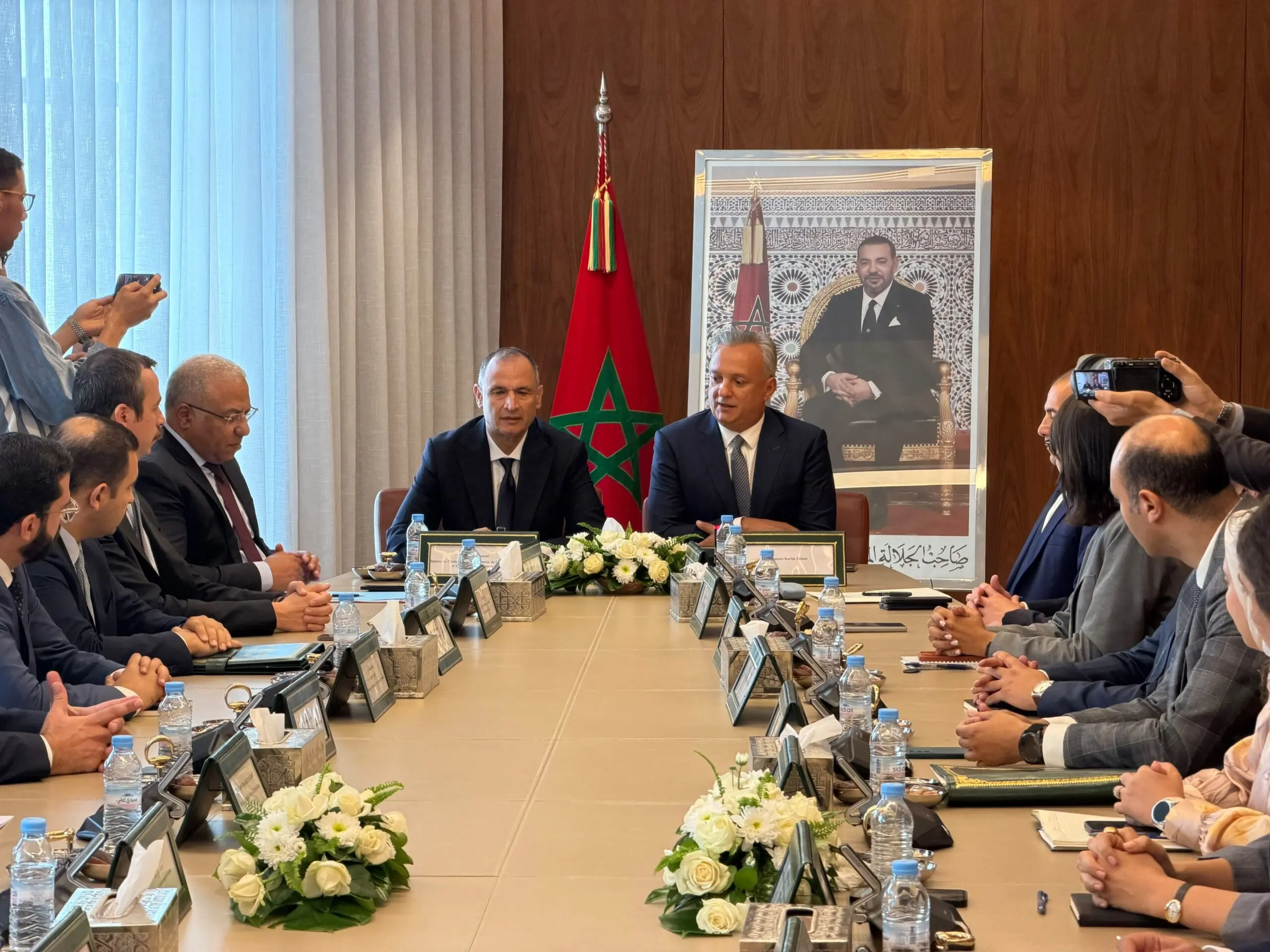 في حفل وداعه.. زيدان يشيد بحصيلة الاستثمار ويدعو مزور إلى توجيه المشاريع نحو المناطق النائية