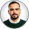 محمد العاقل ، فنان مسرحي