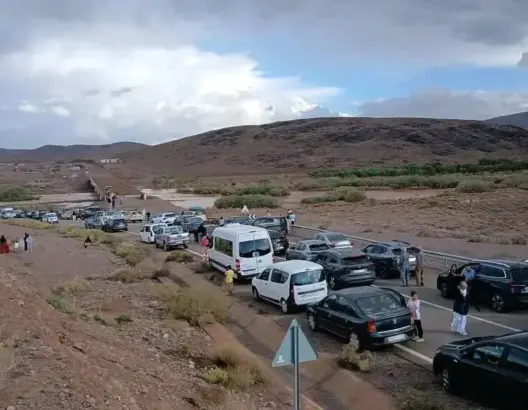 السيول تقطع طرقا حيوية بالجنوب الشرقي وتربك حركة السير بعدد من المناطق
