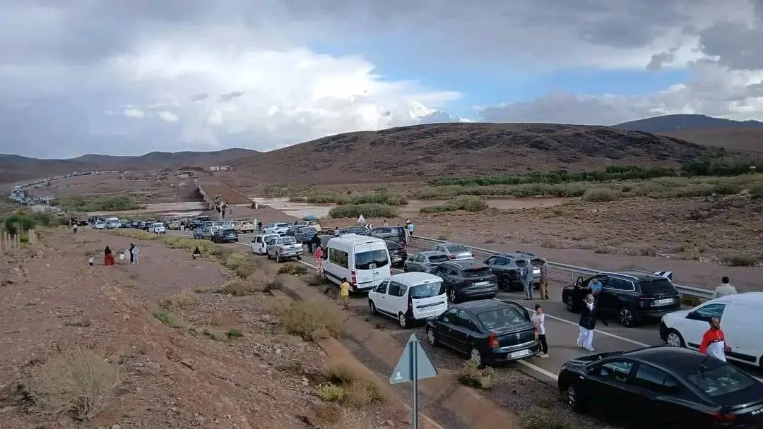 السيول تقطع طرقا حيوية بالجنوب الشرقي وتربك حركة السير بعدد من المناطق
