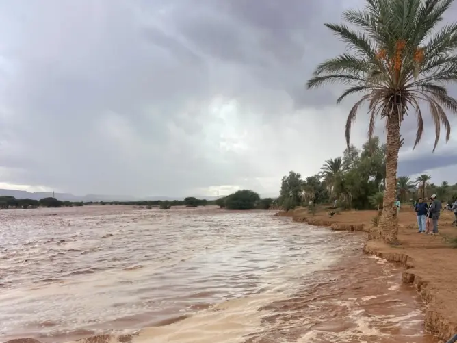 زاكورة.. سيول واد تاملالت تهدد تنومريت وواحتها