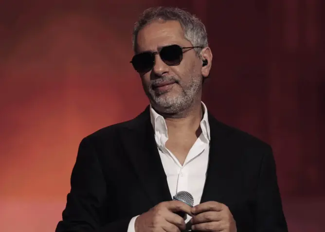 دعا على بشار الأسد من المغرب واختفى.. فضل شاكر يعود بعد 14 عاما من الغياب والملاحقات القضائية