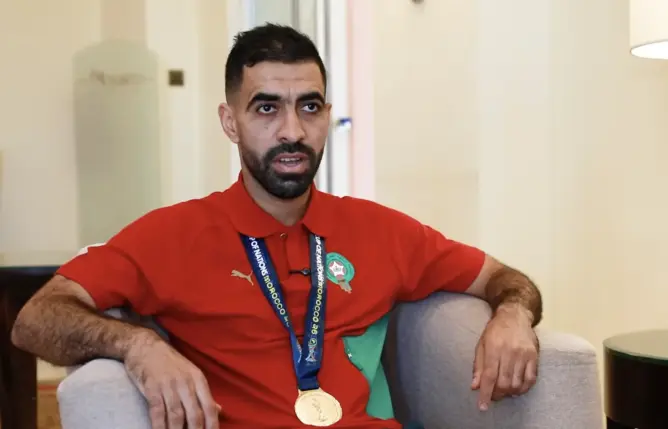 المسرار لـ”العمق”: الدكيك أب قبل أن يكون مدربا.. ونهدف للتتويج بالمونديال (فيديو)
