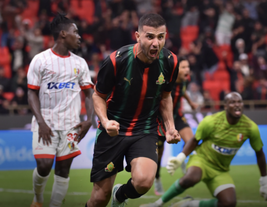 الجيش الملكي يتجاوز بصعوبة كمين غوروكو ويبلغ دور مجموعات كأس الكاف