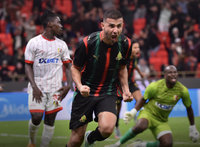 الجيش الملكي يتجاوز بصعوبة كمين غوروكو ويبلغ دور مجموعات كأس الكاف