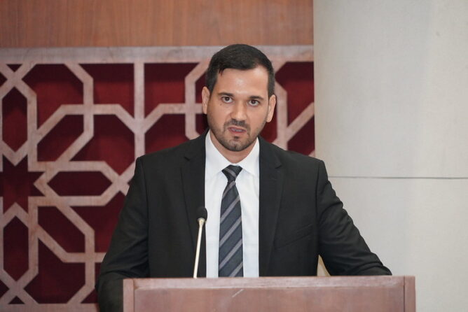الدكتور عفوري يوسف