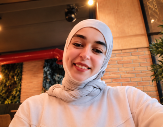 99 درهما: عندما يقرر العقل بدل المنطق (سيكولوجيا السعر)