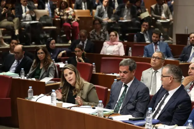 “الحركة” يطالب بربط الدعم العمومي بالأثر وينتقد غياب تعهدات محاربة الفساد في قانون المالية