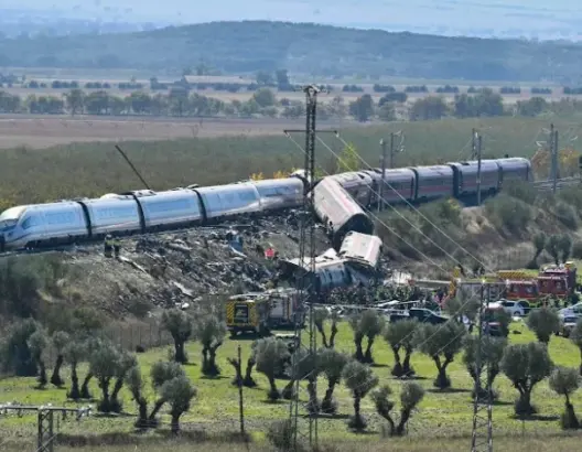 ارتفاع حصيلة حادث قطاري إسبانيا.. والمغرب يعلن عدم تسجيل ضحايا مغاربة ويحدث خلية أزمة