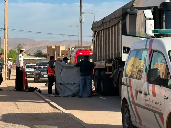 “تروتينيت” تنهي حياة تلميذ إعدادي تحت عجلات “رموك” بالرشيدية