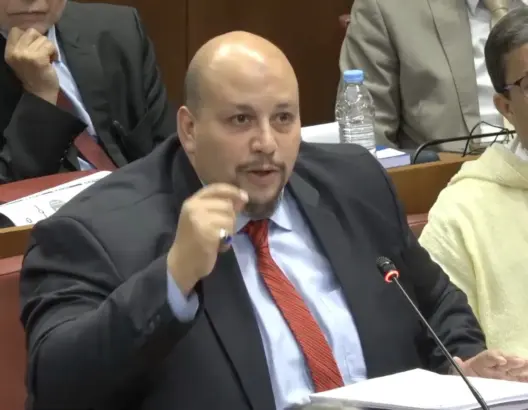 البرلماني عياش: كيف نراقب أوراش المونديال ومفتشو الشغل يتنقلون بسياراتهم الخاصة؟