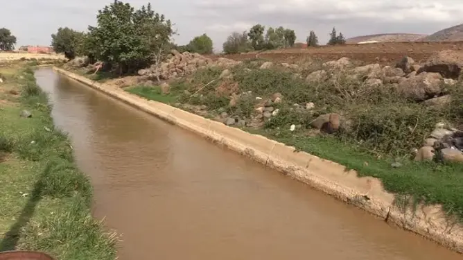 قناة سقي بسهل صبرة
